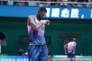 未能救主！同曦外援尤素法·法尔16投11中空砍23分14板3断