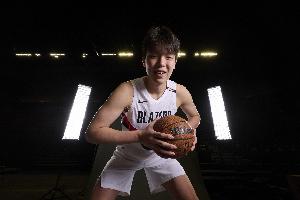 训练师:杨瀚森在CBA不必总拼尽全力 但在NBA行不通 必须突破极限
