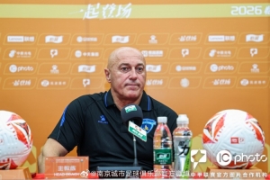 扬科维奇:后面还有两场比赛,我们会用同样的态度去对待